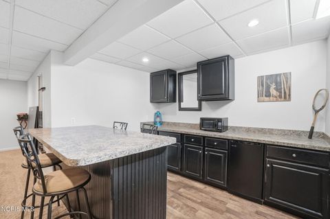 Tiny photo for 319 Valley Lane, Perrysburg, OH 43551 (MLS # 10007244)