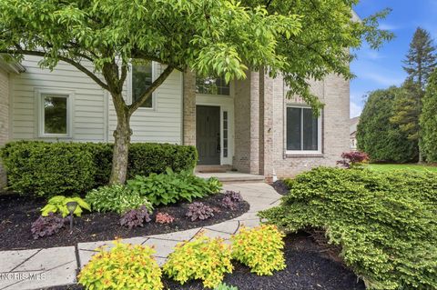 Tiny photo for 319 Valley Lane, Perrysburg, OH 43551 (MLS # 10007244)