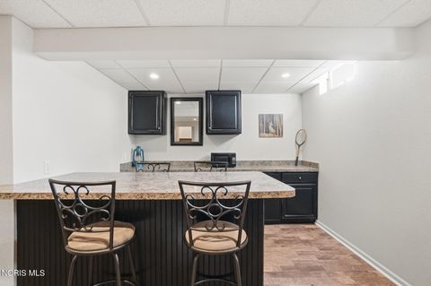 Tiny photo for 319 Valley Lane, Perrysburg, OH 43551 (MLS # 10007244)