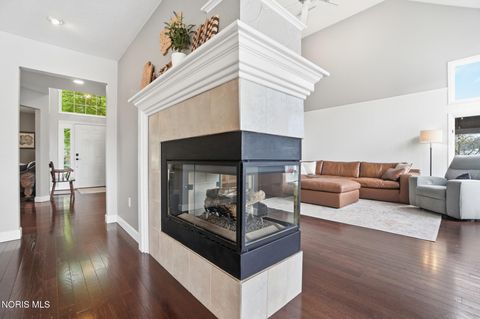 Tiny photo for 319 Valley Lane, Perrysburg, OH 43551 (MLS # 10007244)