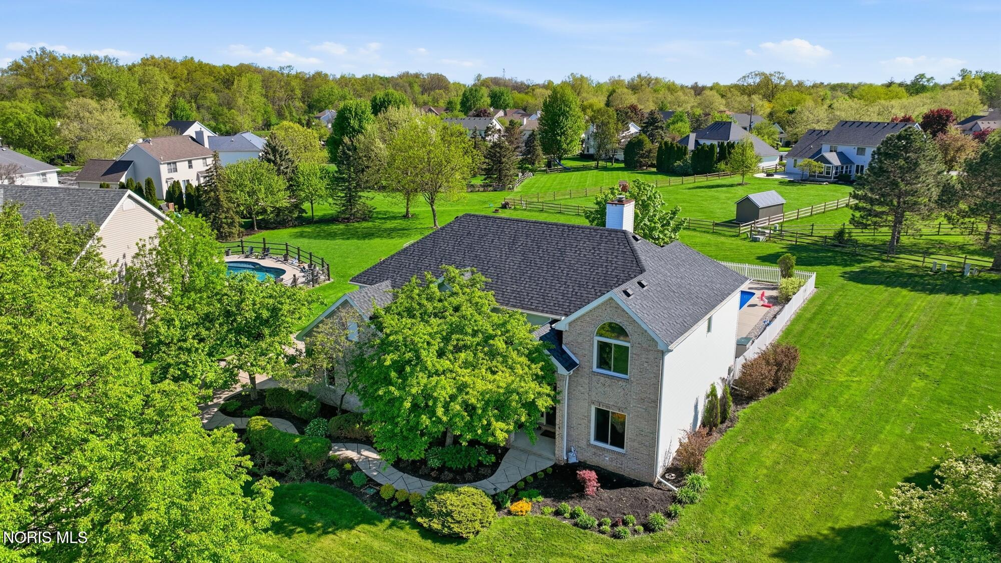 319 Valley Lane