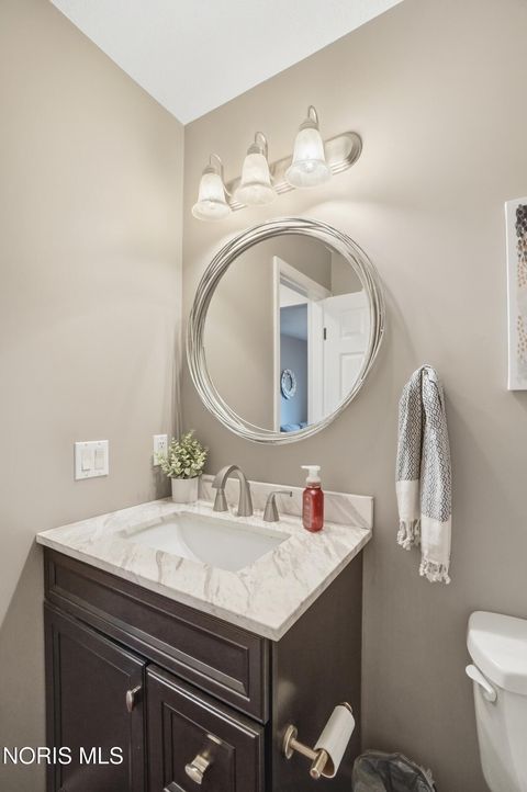 Tiny photo for 319 Valley Lane, Perrysburg, OH 43551 (MLS # 10007244)