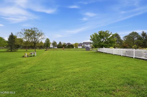 Tiny photo for 319 Valley Lane, Perrysburg, OH 43551 (MLS # 10007244)