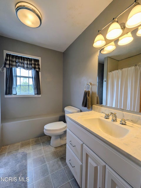 Tiny photo for 15898 County Road I, Bryan, OH 43506 (MLS # 10014202)