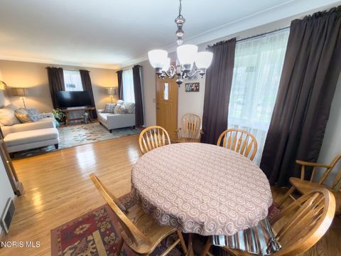 Tiny photo for 3252 Keemont Drive, Toledo, OH 43613 (MLS # 10005889)