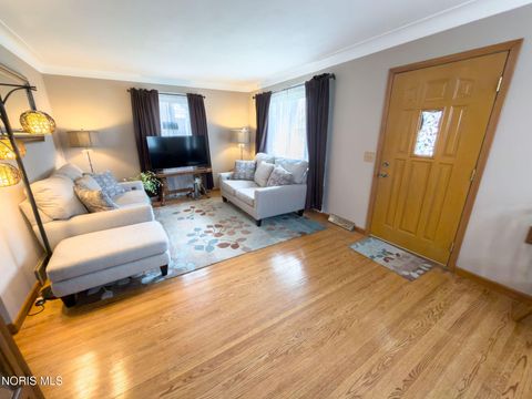 Tiny photo for 3252 Keemont Drive, Toledo, OH 43613 (MLS # 10005889)