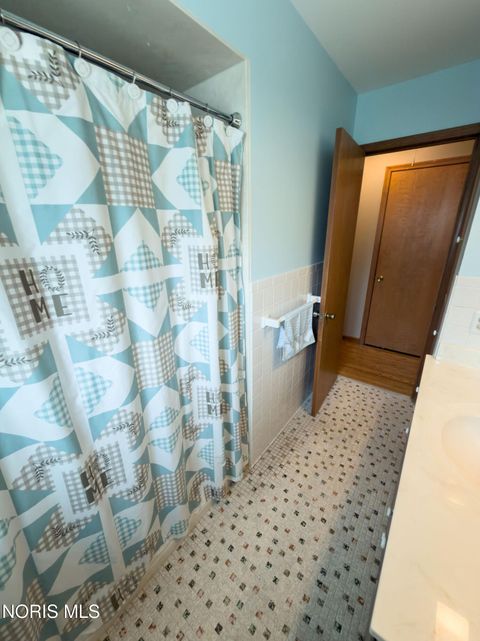 Tiny photo for 3252 Keemont Drive, Toledo, OH 43613 (MLS # 10005889)