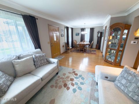 Tiny photo for 3252 Keemont Drive, Toledo, OH 43613 (MLS # 10005889)