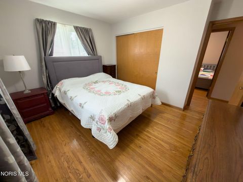 Tiny photo for 3252 Keemont Drive, Toledo, OH 43613 (MLS # 10005889)