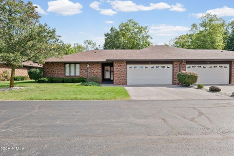 Tiny photo for 42 La Plas Drive #42, Findlay, OH 45840 (MLS # 10014523)