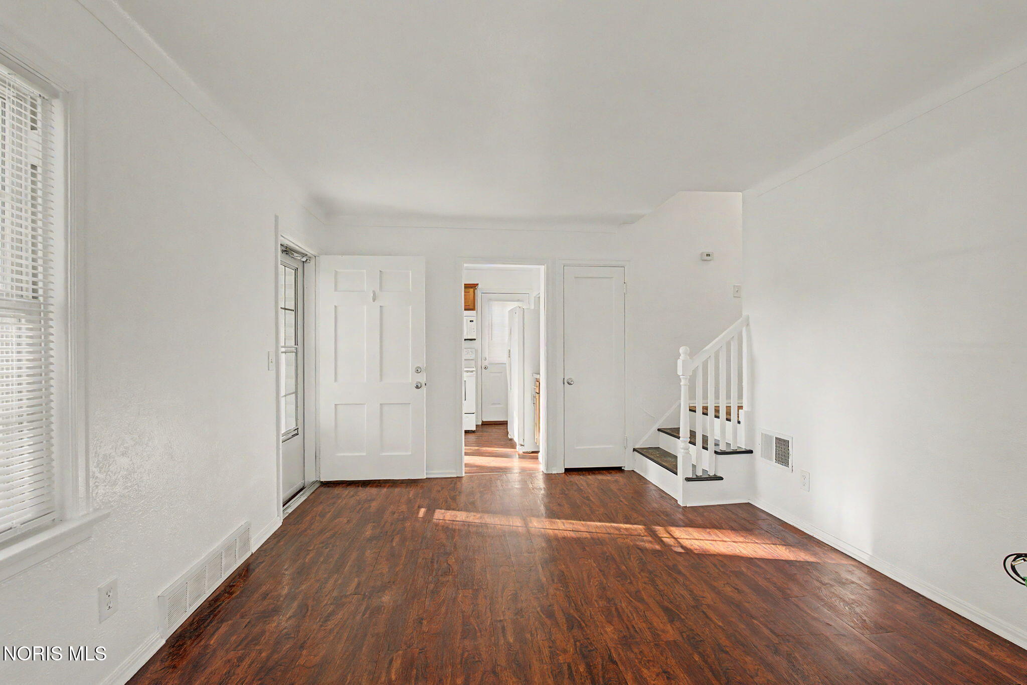 5823 Adelaide Drive