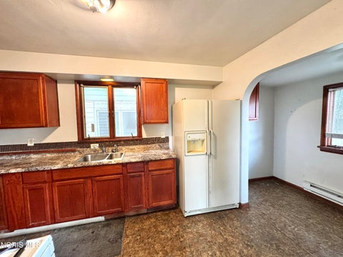 Tiny photo for 2933 Mulberry Street, Toledo, OH 43608 (MLS # 10013397)