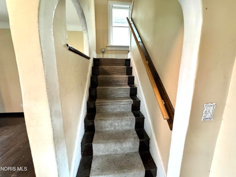 Tiny photo for 2933 Mulberry Street, Toledo, OH 43608 (MLS # 10013397)
