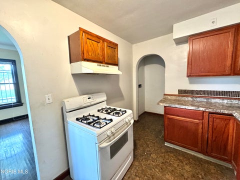 Tiny photo for 2933 Mulberry Street, Toledo, OH 43608 (MLS # 10013397)