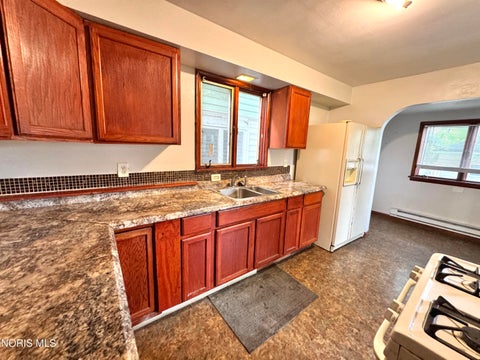 Tiny photo for 2933 Mulberry Street, Toledo, OH 43608 (MLS # 10013397)