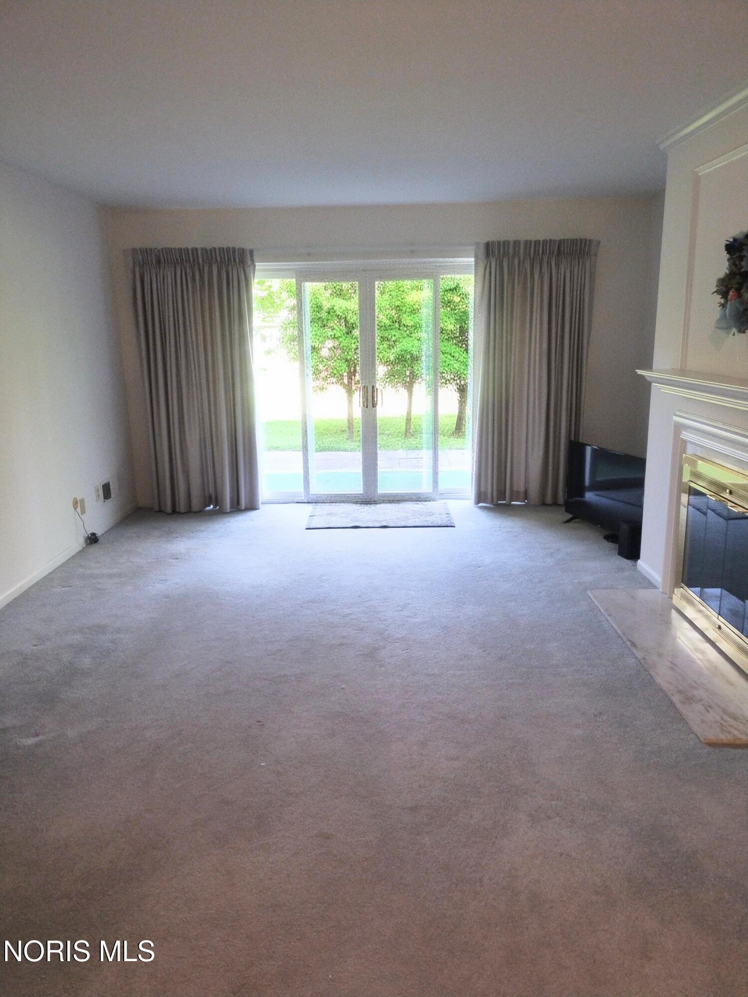 5679 Monroe Street 310