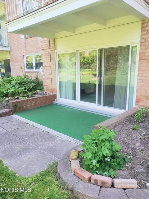 Tiny photo for 5679 Monroe Street #310, Sylvania, OH 43560 (MLS # 10007642)
