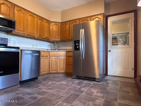 Tiny photo for 124 W Maple Street, Deshler, OH 43516 (MLS # 10014468)