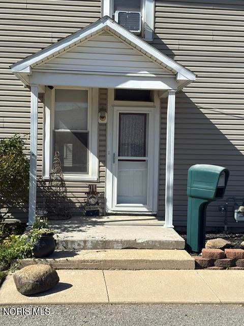 Tiny photo for 124 W Maple Street, Deshler, OH 43516 (MLS # 10014468)