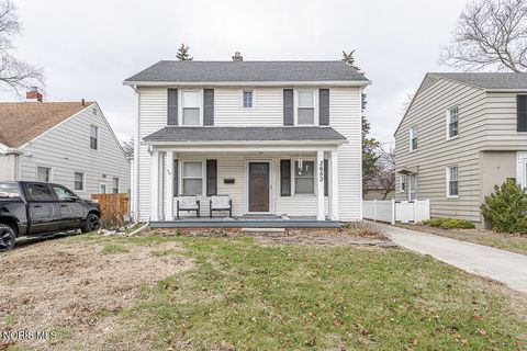 Photo of 3653 Woodmont Road, Toledo, OH 43613 (MLS # 10005108)