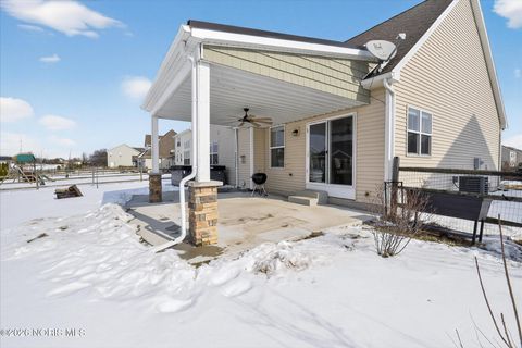 Tiny photo for 25425 Addington Court, Perrysburg, OH 43551 (MLS # 10004126)