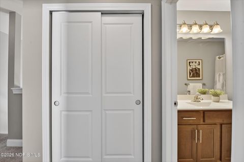 Tiny photo for 25425 Addington Court, Perrysburg, OH 43551 (MLS # 10004126)