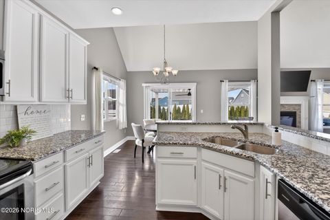 Tiny photo for 25425 Addington Court, Perrysburg, OH 43551 (MLS # 10004126)