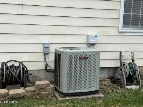 Tiny photo for 3769 Sylvan Wood Drive, Sylvania, OH 43560 (MLS # 10005592)