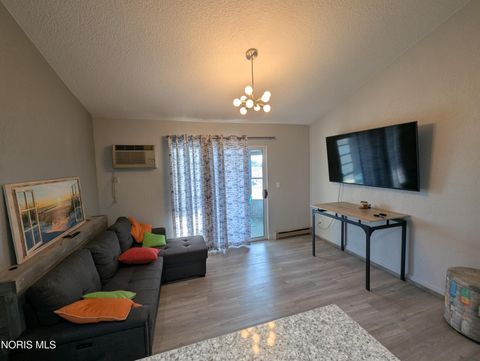 Tiny photo for 6458 N Harris Harbor Drive, Oak Harbor, OH 43449 (MLS # 10007614)