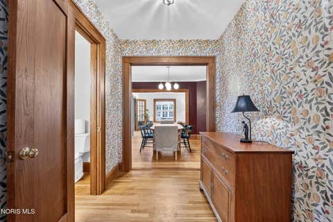 Tiny photo for 319 E Broadway Street, Maumee, OH 43537 (MLS # 10011280)