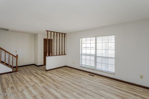 Tiny photo for 4420 Rose Garden Drive # 7, Toledo, OH 43623 (MLS # 10008390)