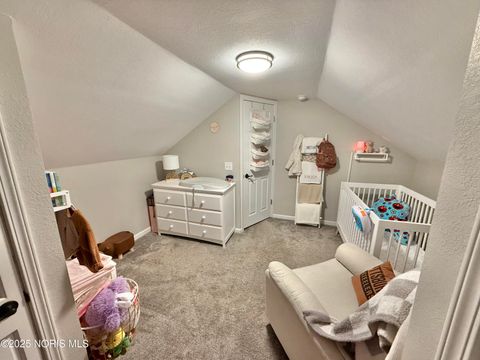 Tiny photo for 25 Taylor Road, Oregon, OH 43616 (MLS # 10000786)