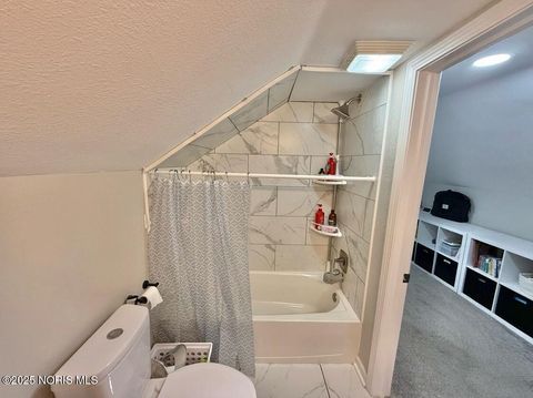 Tiny photo for 25 Taylor Road, Oregon, OH 43616 (MLS # 10000786)