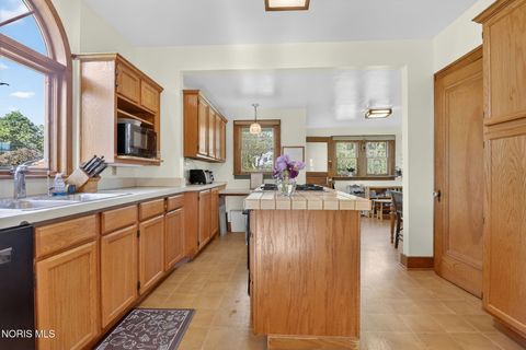 Tiny photo for 915 Washington Street, Genoa, OH 43430 (MLS # 10007737)