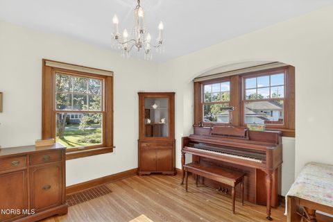Tiny photo for 915 Washington Street, Genoa, OH 43430 (MLS # 10007737)