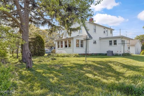 Tiny photo for 915 Washington Street, Genoa, OH 43430 (MLS # 10007737)