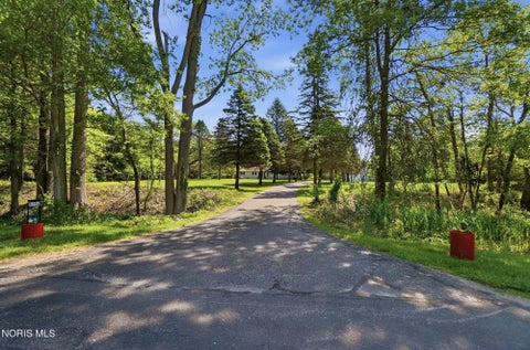 Tiny photo for 5354 County Road 3, Swanton, OH 43558 (MLS # 10007532)