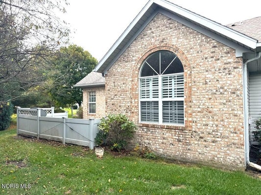 93 STONEGATE CIR, BOWLING GREEN, OH 43402 - Image 3af158faf6fa8f00b531dfa724fbd5f3/1767086748