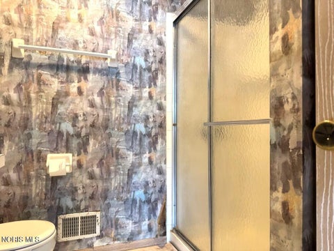 Tiny photo for 93 Stonegate Circle, Bowling Green, OH 43402 (MLS # 10014770)