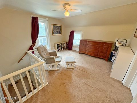 Tiny photo for 310 Buttonwood Avenue, Bowling Green, OH 43402 (MLS # 10007894)