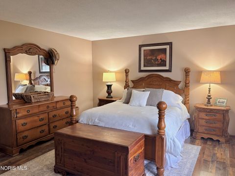 Tiny photo for 525 3rd Street, Findlay, OH 45840 (MLS # 10006302)