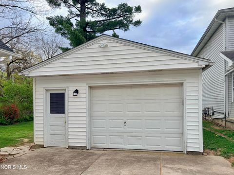 Tiny photo for 525 3rd Street, Findlay, OH 45840 (MLS # 10006302)