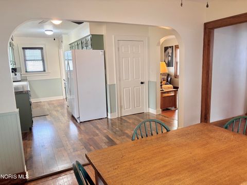 Tiny photo for 525 3rd Street, Findlay, OH 45840 (MLS # 10006302)