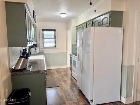 Tiny photo for 525 3rd Street, Findlay, OH 45840 (MLS # 10006302)