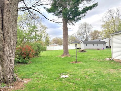 Tiny photo for 525 3rd Street, Findlay, OH 45840 (MLS # 10006302)