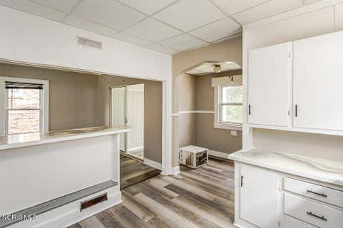 Tiny photo for 3814 Leybourn Avenue, Toledo, OH 43612 (MLS # 10010346)