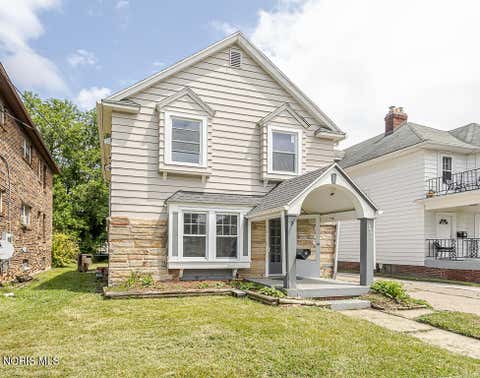 Tiny photo for 3814 Leybourn Avenue, Toledo, OH 43612 (MLS # 10010346)
