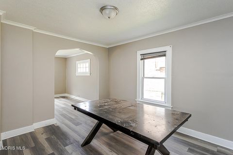 Tiny photo for 3814 Leybourn Avenue, Toledo, OH 43612 (MLS # 10010346)