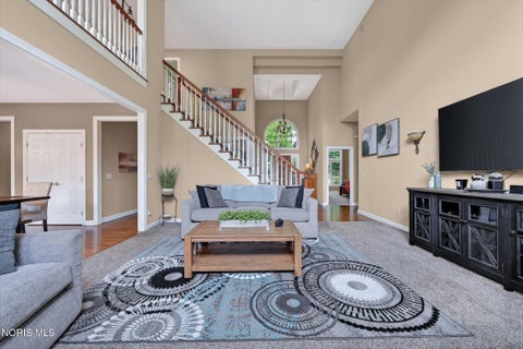 Tiny photo for 6125 E Cobblestones Lane, Sylvania, OH 43560 (MLS # 10008919)