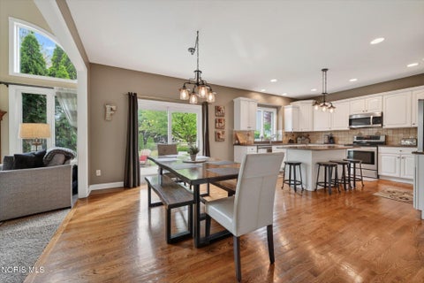 Tiny photo for 6125 E Cobblestones Lane, Sylvania, OH 43560 (MLS # 10008919)